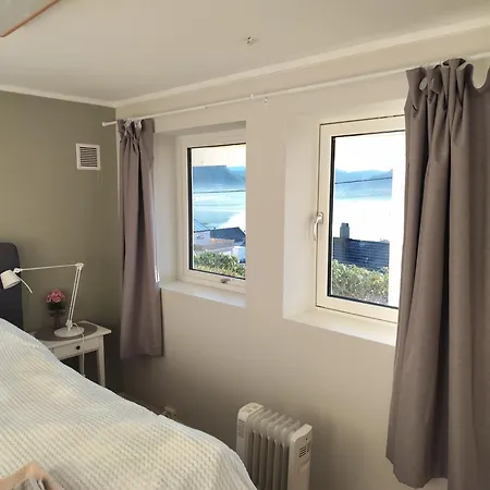 Bed and breakfast Sjarmerende Sted Med Vakker Utsikt - Naer Preikestolen 3*