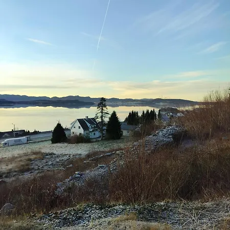 Rom Med Eget Bad Og Fin Utsikt Preikestolen 3*