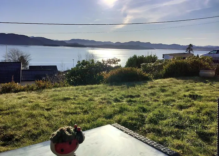 Rom Med Eget Bad Og Fin Utsikt Preikestolen 3* Jørpeland