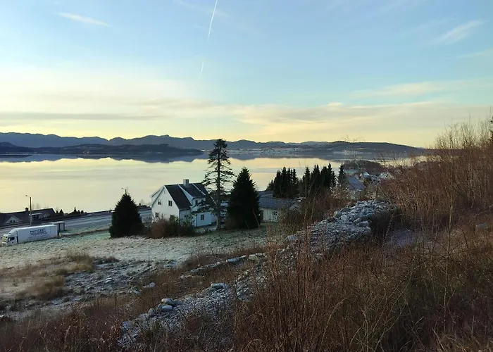 Rom Med Eget Bad Og Fin Utsikt Preikestolen 3*